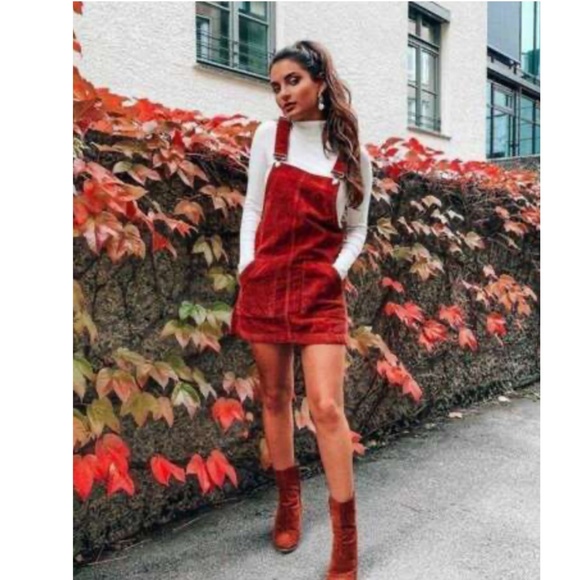 White Turtle Neck Long Sleeve Tee - Picture 14 of 15